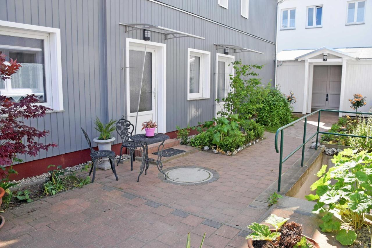 Pension Im Ostseebad Sellin 外观 照片